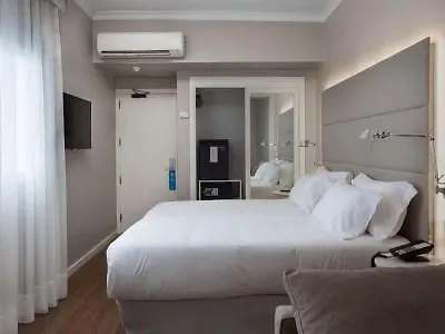 Otel Nh Palmas Playa Canteras