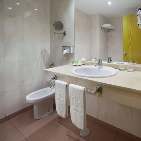 Otel Nh Palmas Playa Canteras