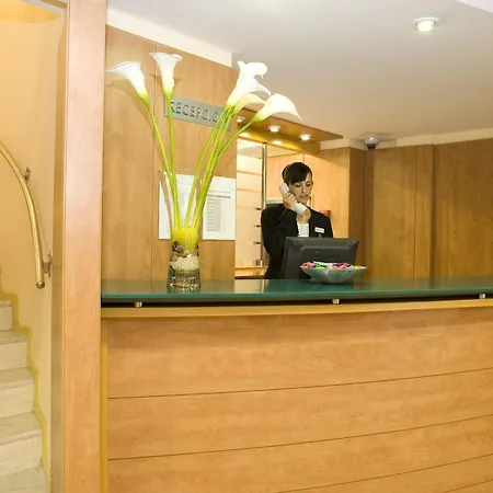 Otel Nh Palmas Playa Canteras 3*